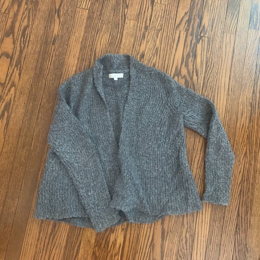 Fuzzy gray Ann Taylor LOFT cardigan soft cozy size Medium